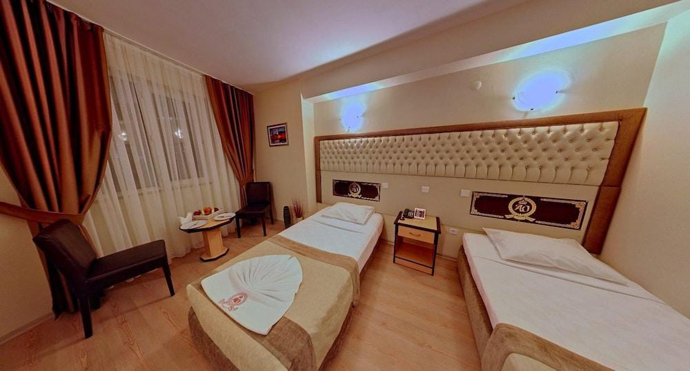 Aktas Hotel Mersin  Esterno foto