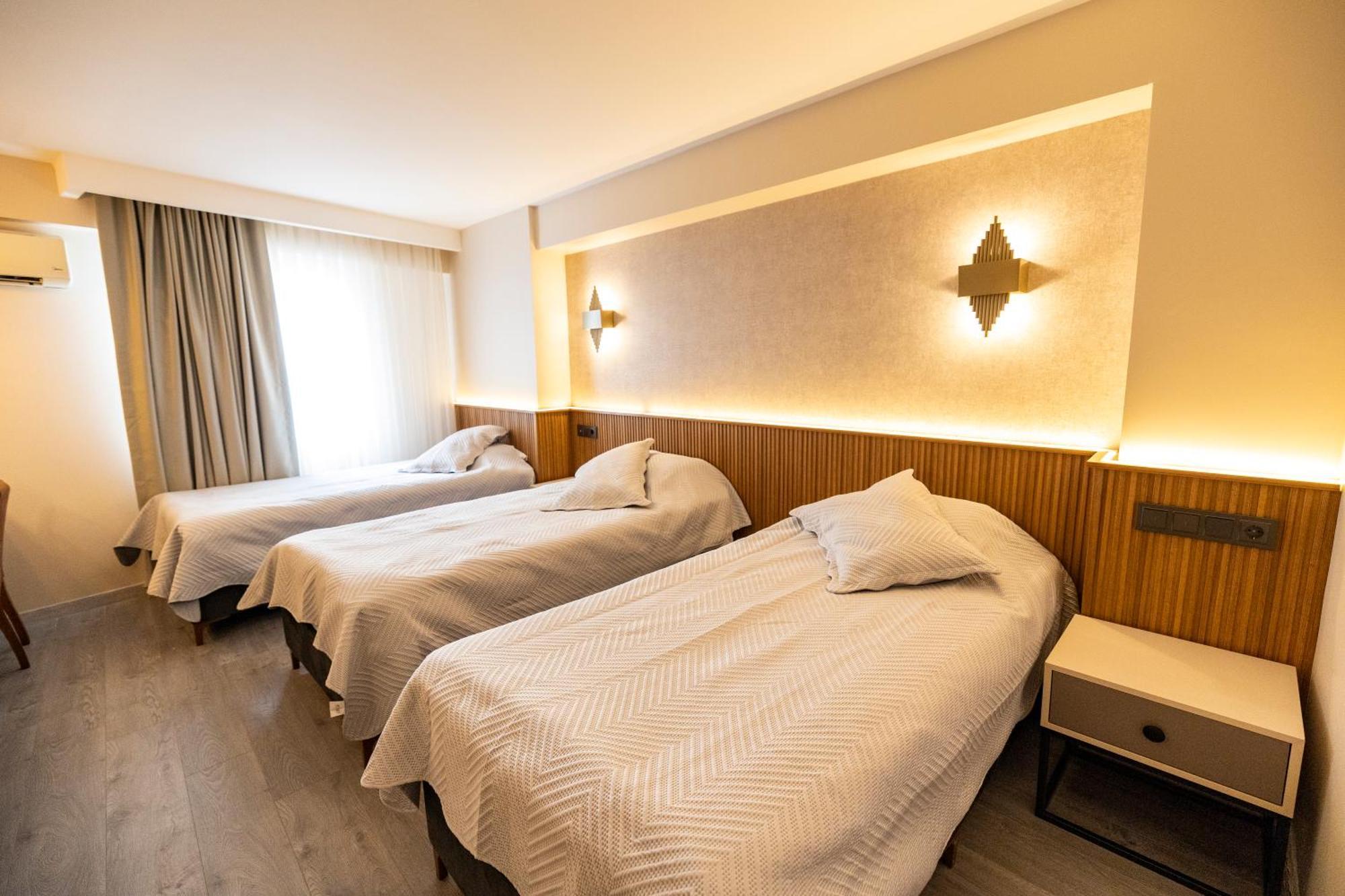 Aktas Hotel Mersin  Esterno foto